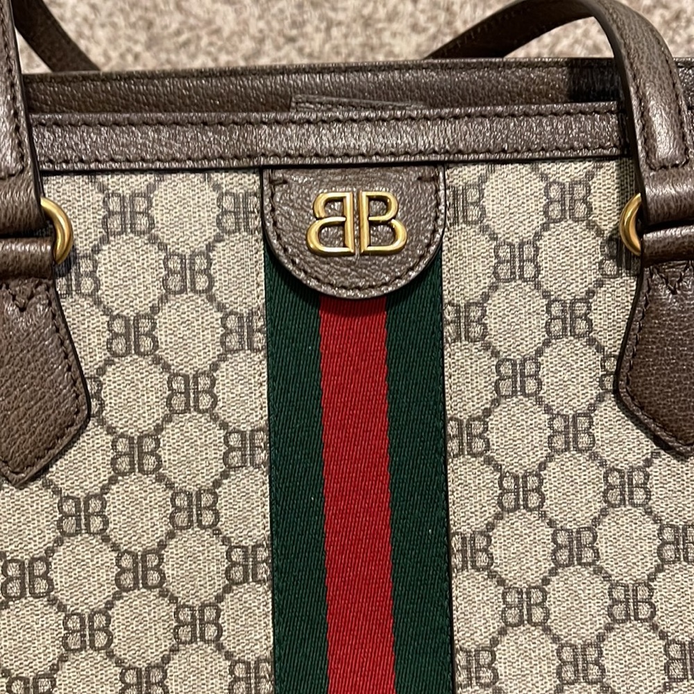 Gucci and balenciaga collab. I used this bag once. It comes with dust bag. - Picture 5 of 11